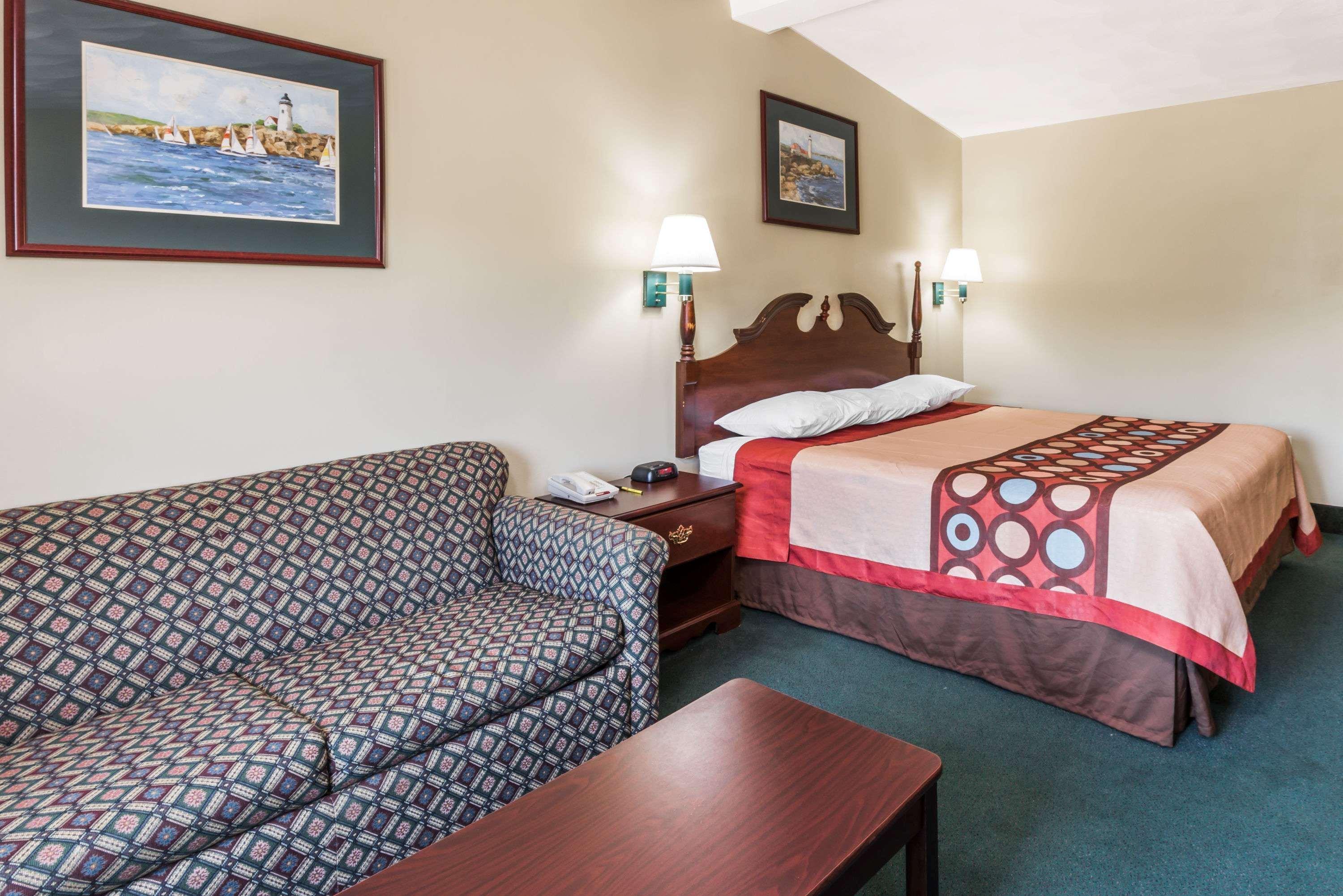 Super 8 By Wyndham West Greenwich/Providence Экстерьер фото