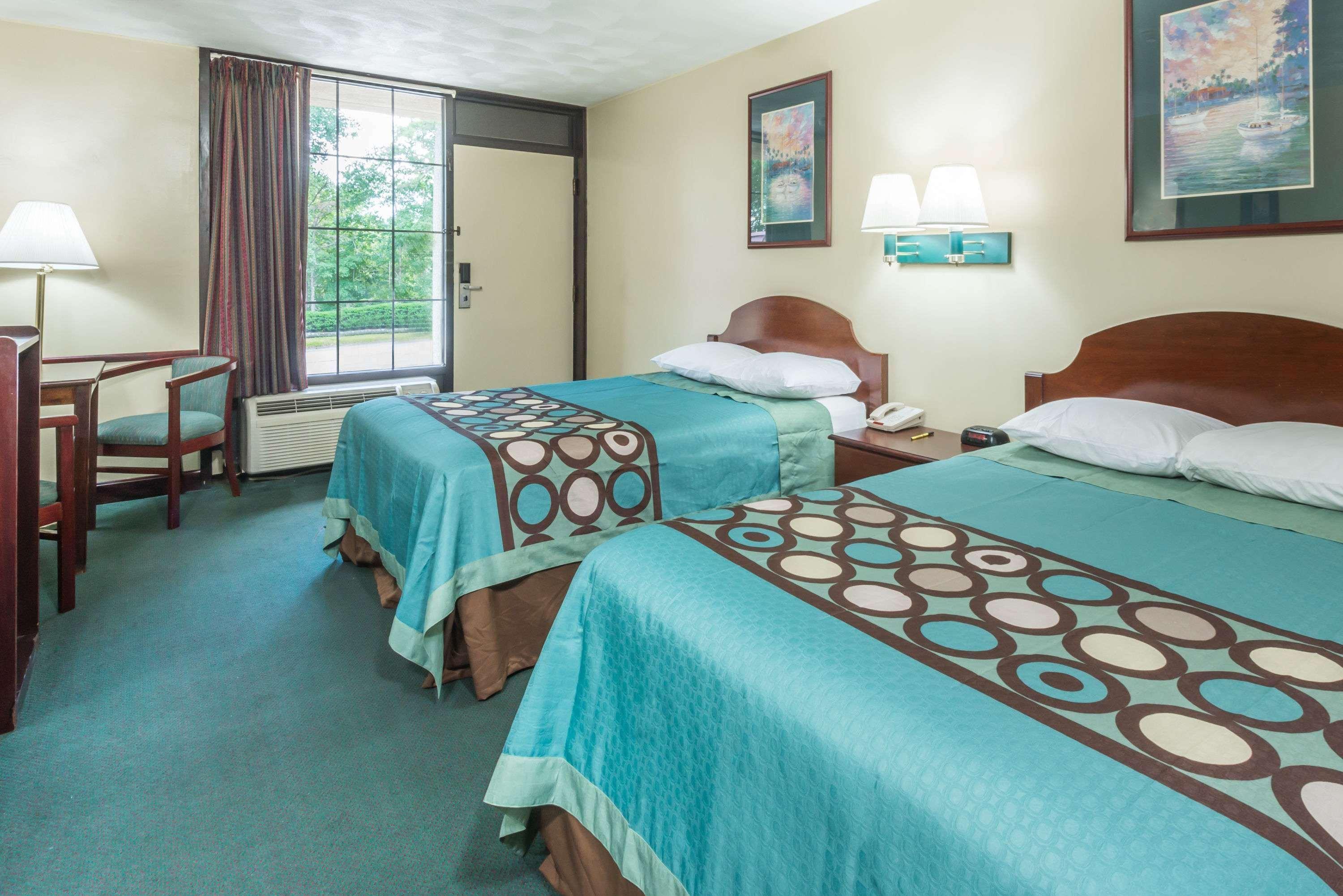 Super 8 By Wyndham West Greenwich/Providence Экстерьер фото