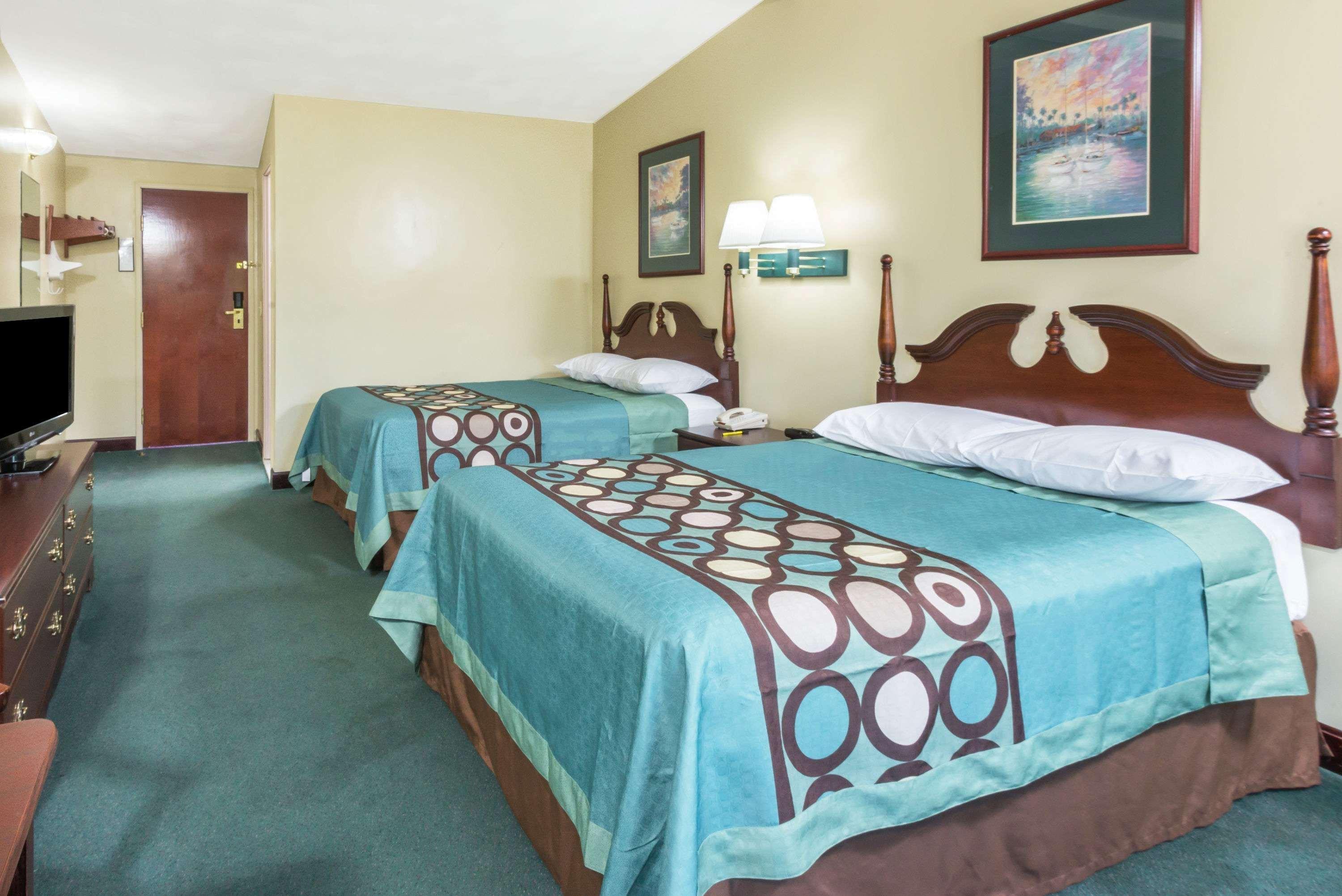 Super 8 By Wyndham West Greenwich/Providence Экстерьер фото
