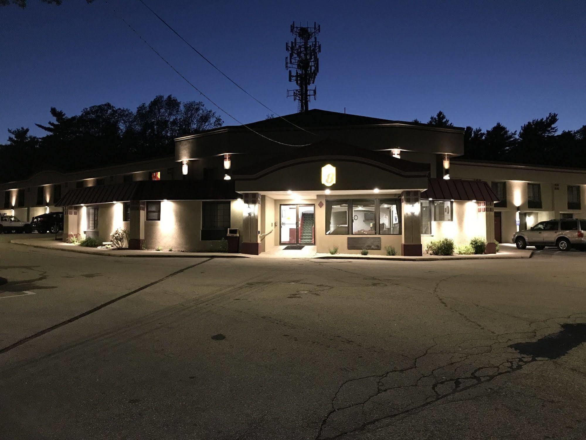 Super 8 By Wyndham West Greenwich/Providence Экстерьер фото